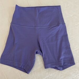 Align Shorts 6” size 4